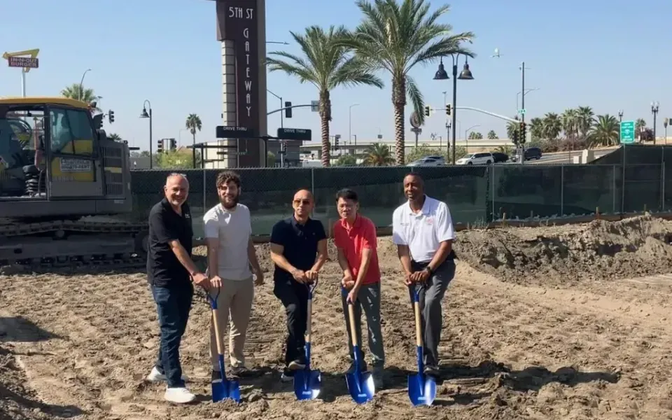 Ono Hawaiian BBQ Breaks Ground in San Bernardino